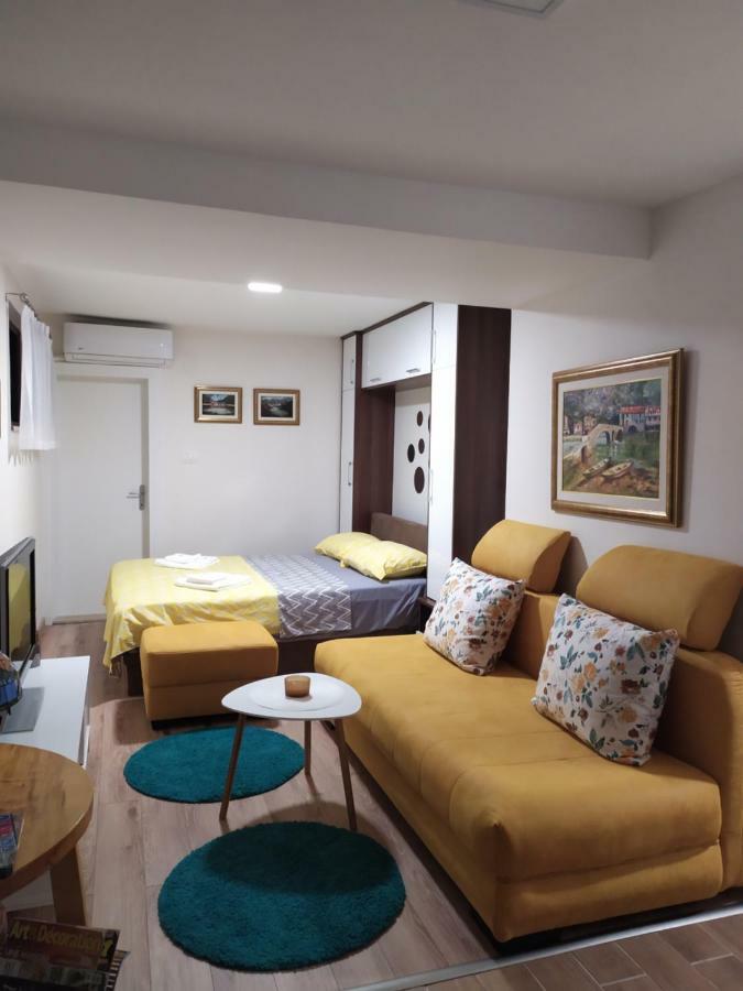 T-A Apartment Rijeka Crnojevica Exterior photo